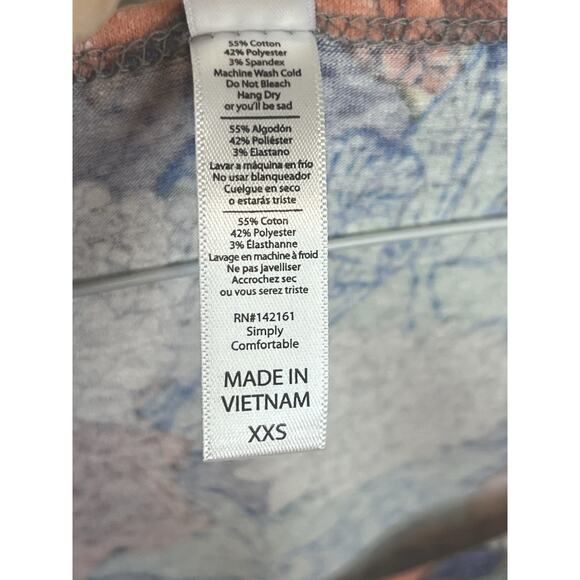 LulaRoe NWT XXS Buttery Soft Lightweight Floral Classic T - Picture 4 of 7